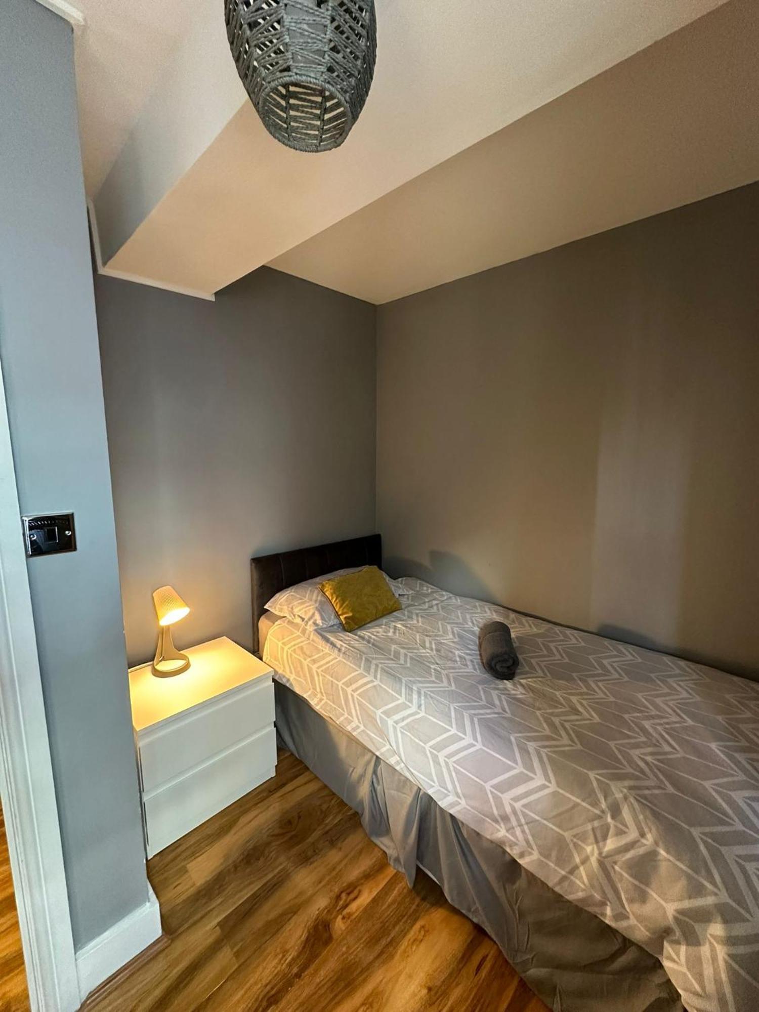 Lovely 2 Bedrooms Apartment Лондон Экстерьер фото